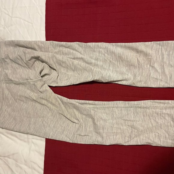 Lululemon Wunder Under 7/8 wee are from space nimbus battleship - Picture 4 of 6